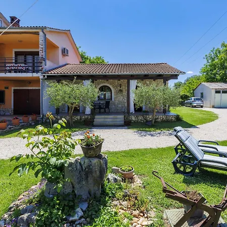 Cekic-1 By Interhome