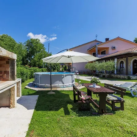 Cekic-1 By Interhome Feriehus