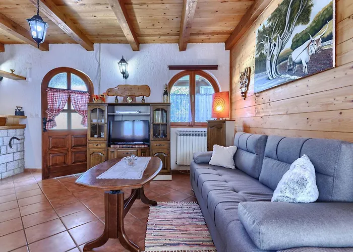 Cekic-1 By Interhome *