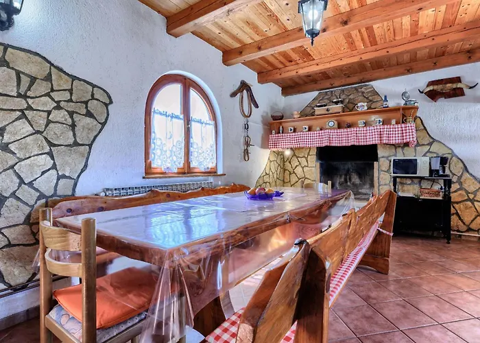 Cekic-1 By Interhome *