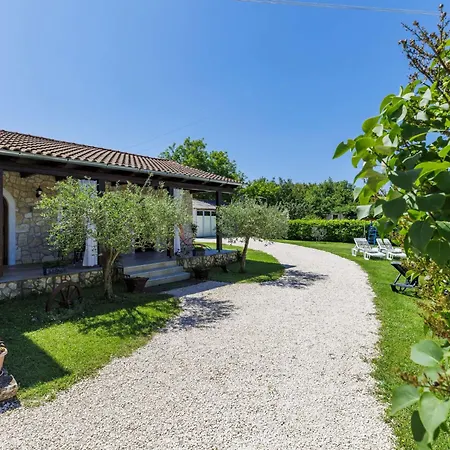 Cekic-1 By Interhome Vakantiehuis Sosici